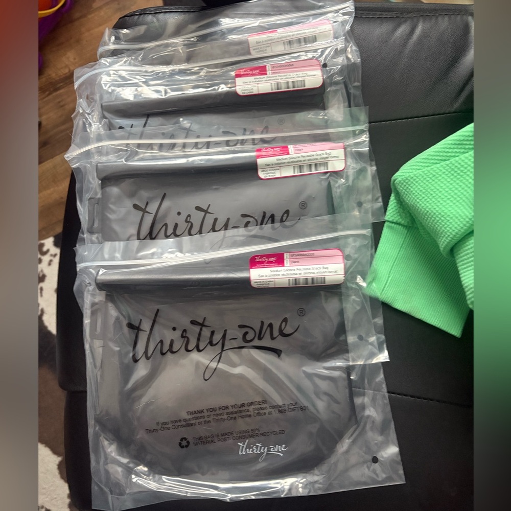 Medium Reusable Snack Pouch